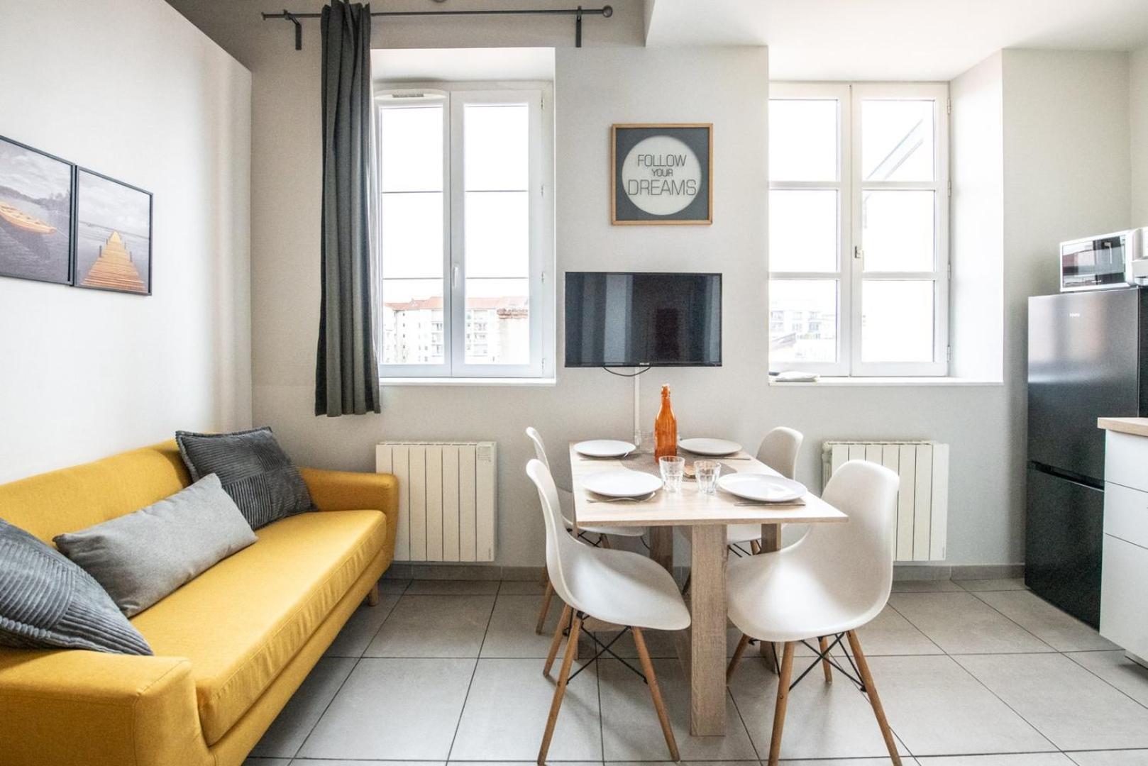 Duplex Scandinave A Cosy Et Calme - Lyon Part-Dieu Εξωτερικό φωτογραφία